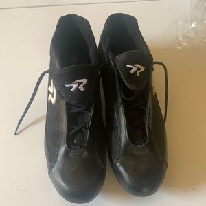 Never worn Ringor metal cleats